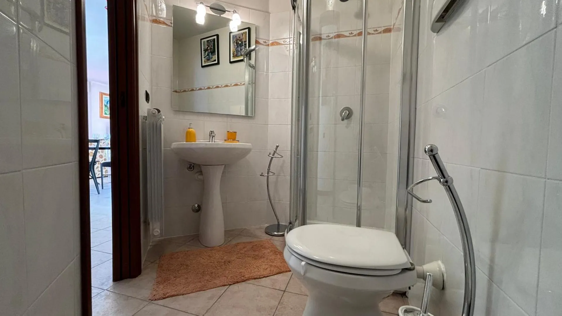 Lakeside Design Apartment Casa Manola - Larihome A44 San Siro  Italy